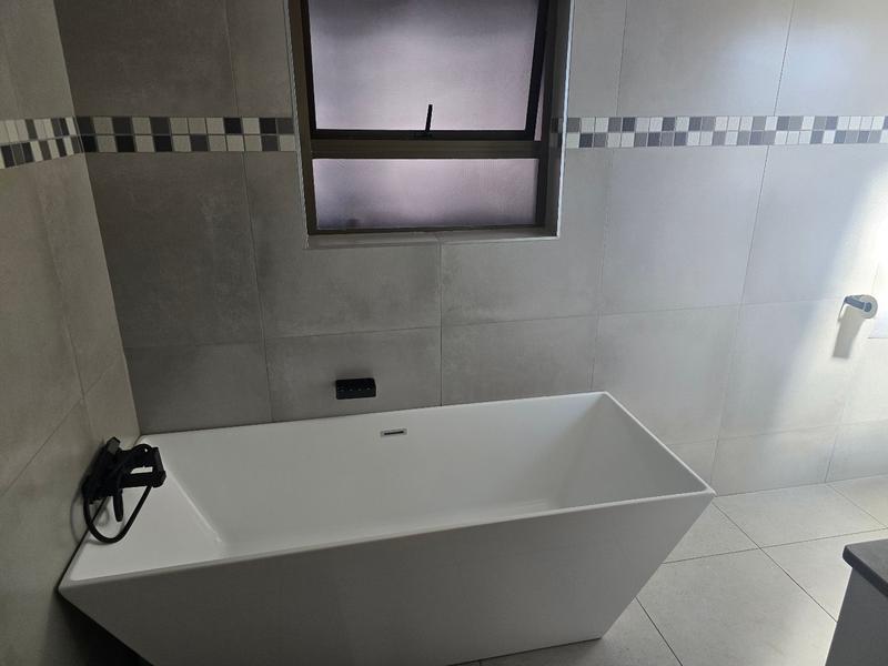 To Let 4 Bedroom Property for Rent in Vaalpark Free State